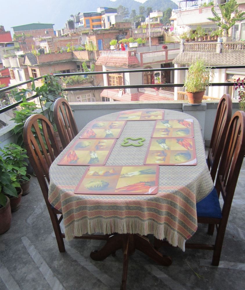 Family Dining