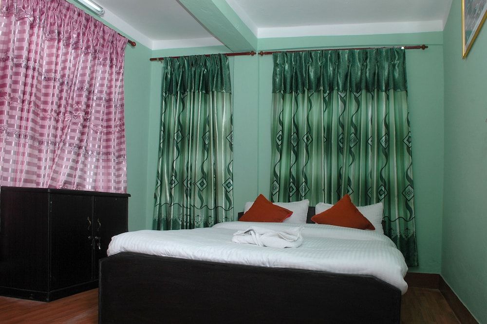 Travellers Dorm Bed & Breakfast - Hostel Economy Twin Room 4