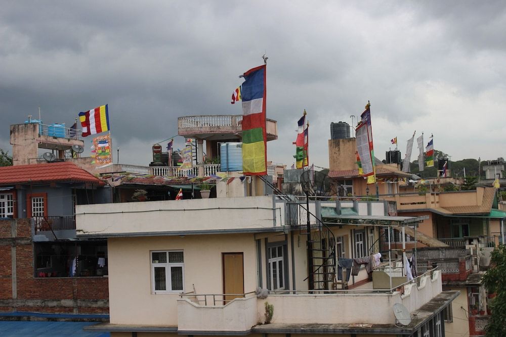 undefined Travellers Dorm Bed & Breakfast - Hostel 2