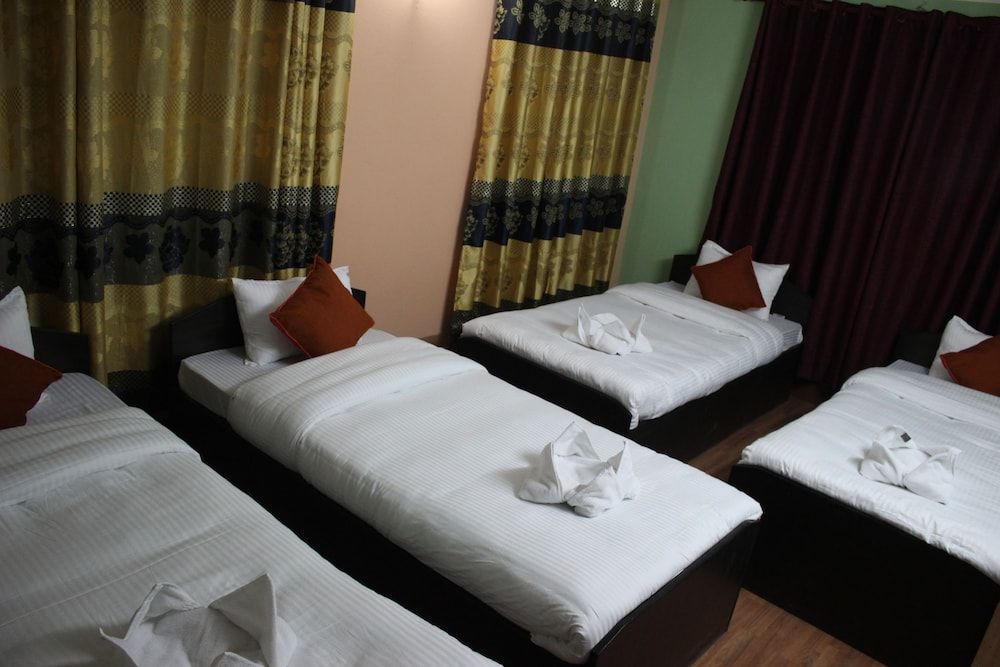 undefined Travellers Dorm Bed & Breakfast - Hostel 10