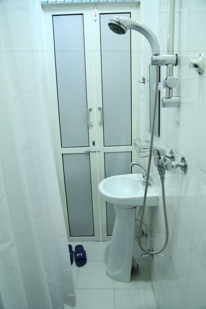 Bed and Breakfast Thamel Quadruple Room 12