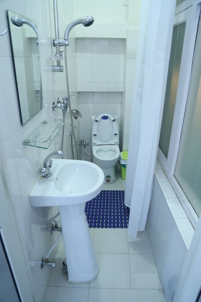 Bed and Breakfast Thamel Quadruple Room 14