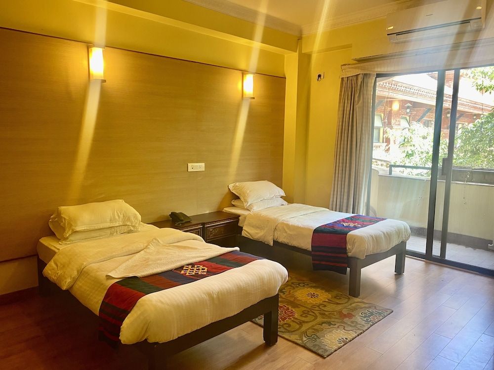 Deluxe Twin Room