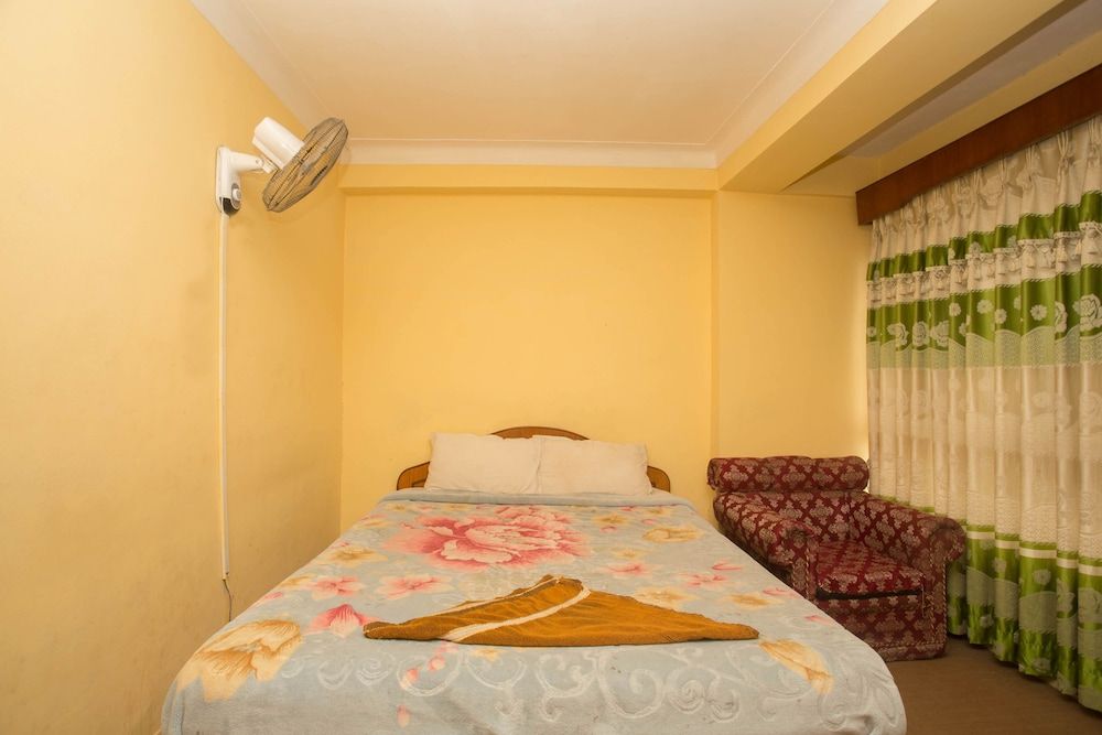 undefined Hotel Red Panda 10