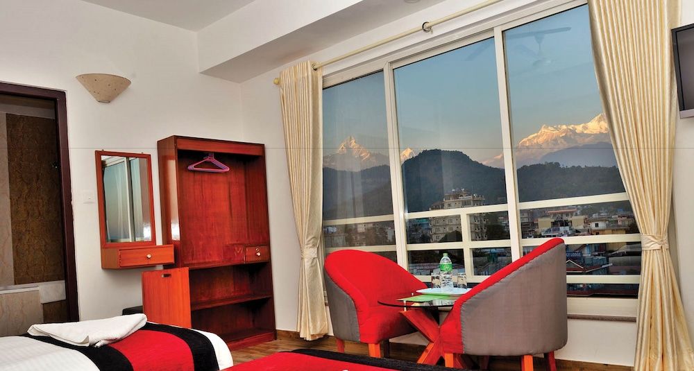 Hotel City Inn Deluxe Room Mountain or Lake View 18