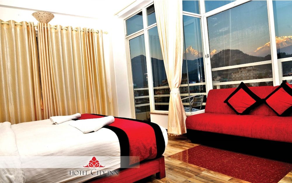 Hotel City Inn Deluxe Room Mountain or Lake View 3