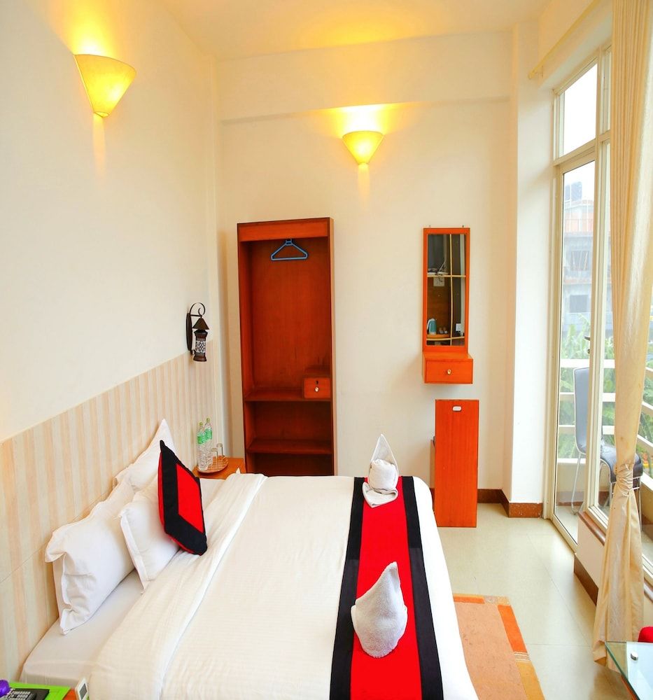 Hotel City Inn Deluxe Room Mountain or Lake View 17