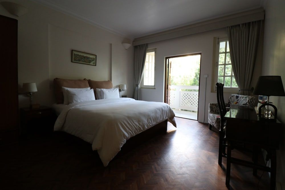 Lavee Residence Superior Double Room, 1 King Bed, Garden View