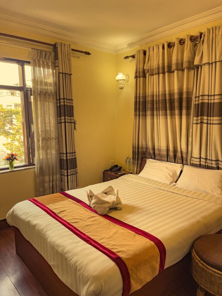 undefined Royal Atlantic Home 7