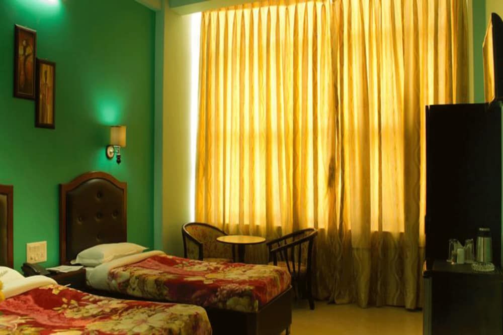 Hotel Jalsa Deluxe Double Room 6