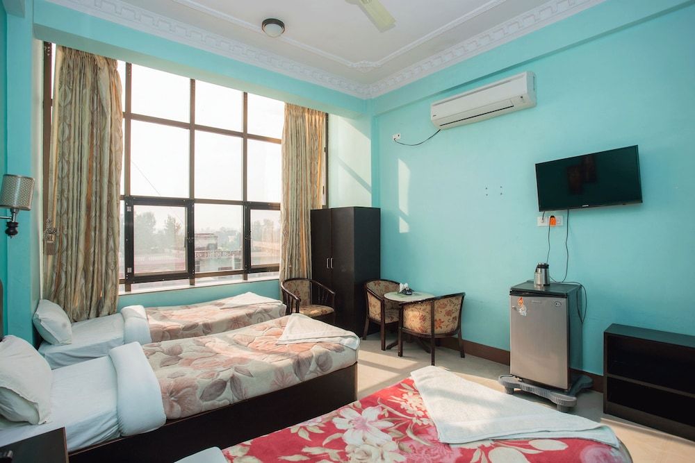 Hotel Jalsa Standard Single Room 3