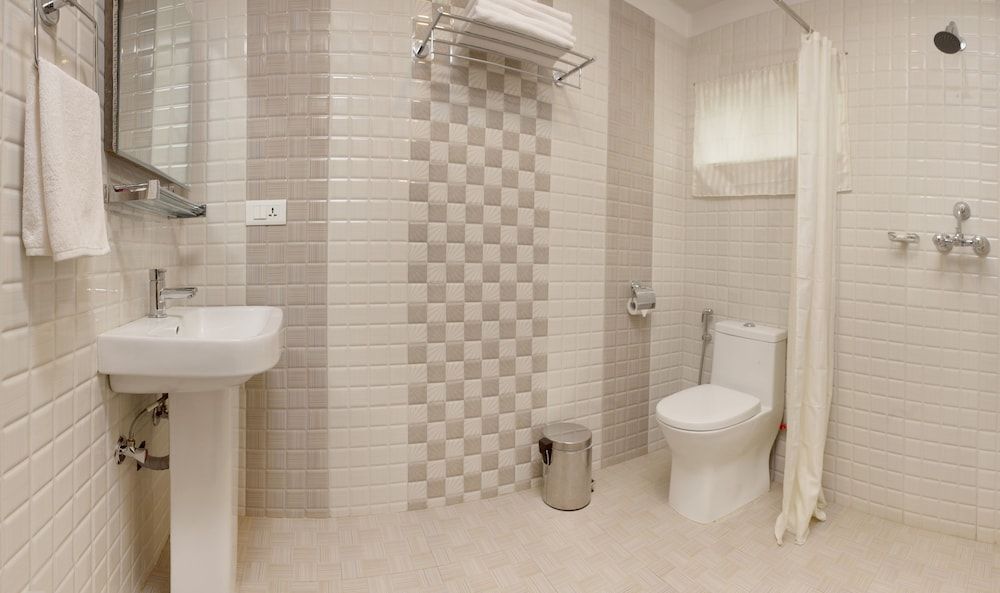 Hotel Harmika Deluxe Double or Twin Room, Garden View 9