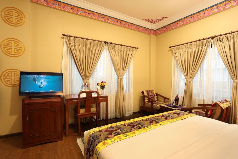 Hotel Harmika Deluxe Double or Twin Room, Garden View 7