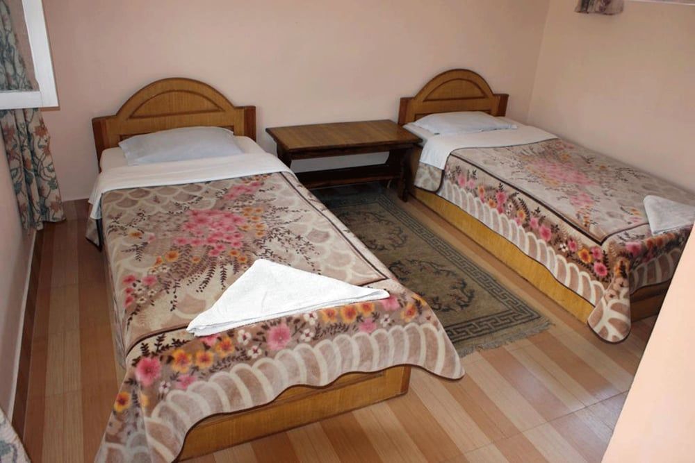 undefined Hotel Yeti 8