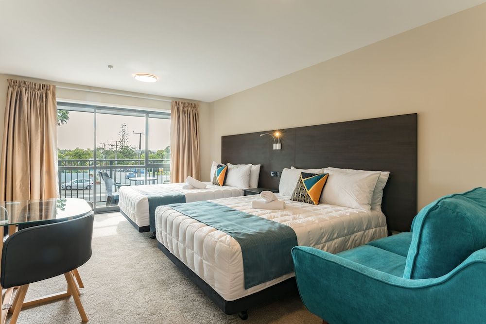 Dolphin Motel Blue Dolphin Block Superior Studio, 2 Queen Beds 2