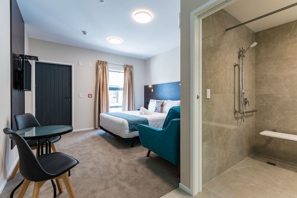 Dolphin Motel Blue Dolphin Block Superior Studio, 1 King Bed, Accessible 5