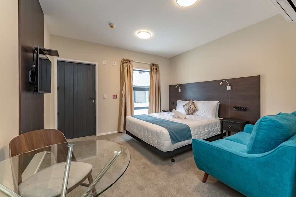 Dolphin Motel Blue Dolphin Block Superior Studio, 1 King Bed, Accessible