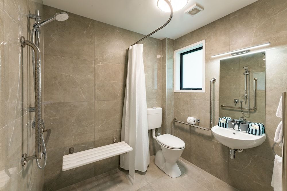 Dolphin Motel Blue Dolphin Block Superior Studio, 1 King Bed, Accessible 4