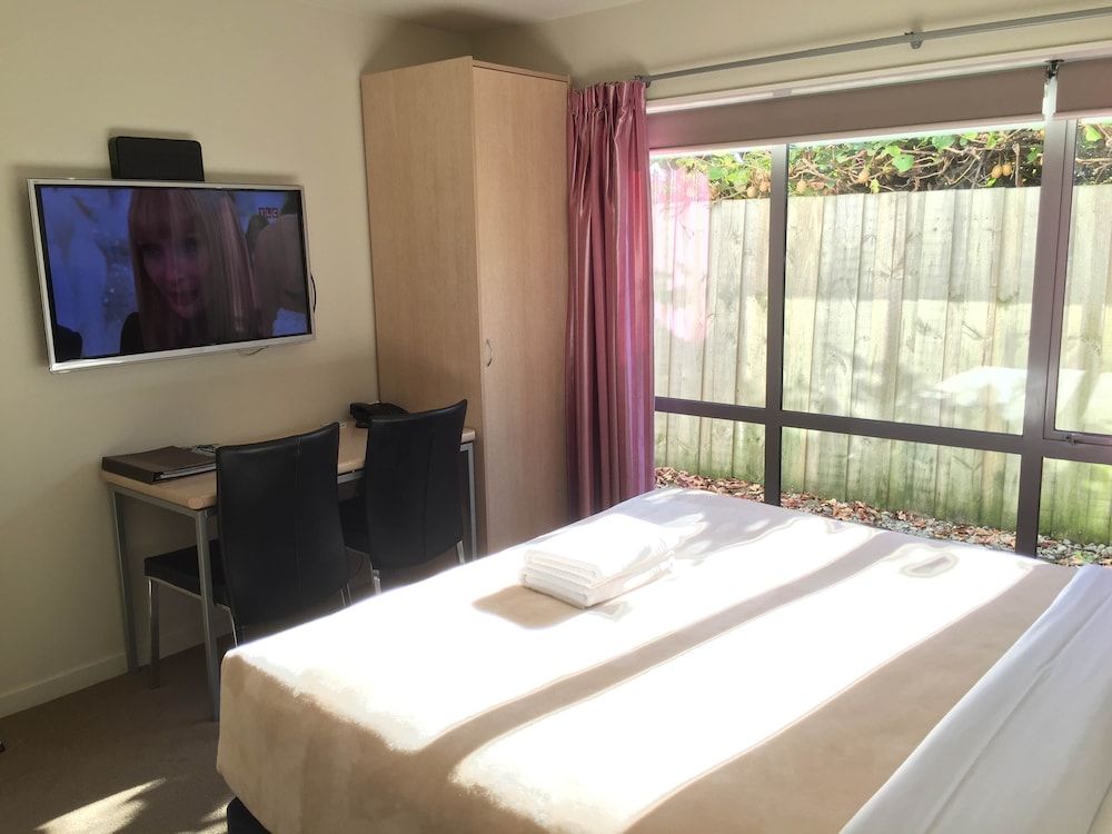 Alpha Motel Christchurch Executive Spa Studio 7