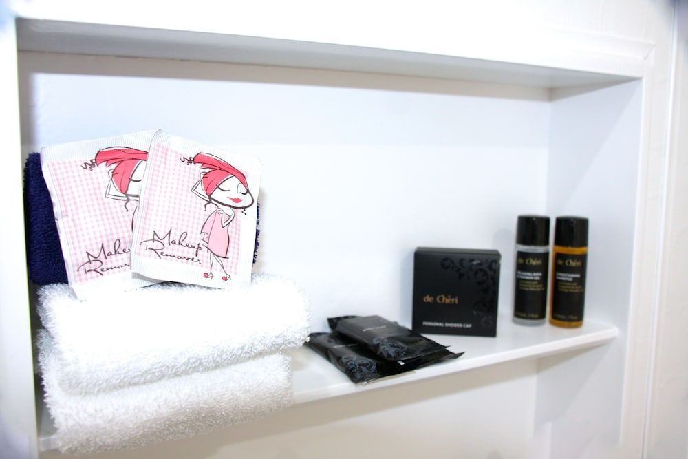 Camelot on Ulster Executive Spa Studio 8