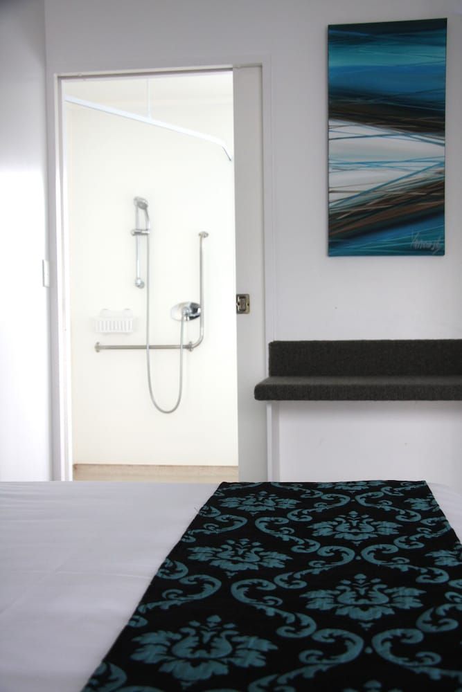 Camelot on Ulster Superior Studio 11