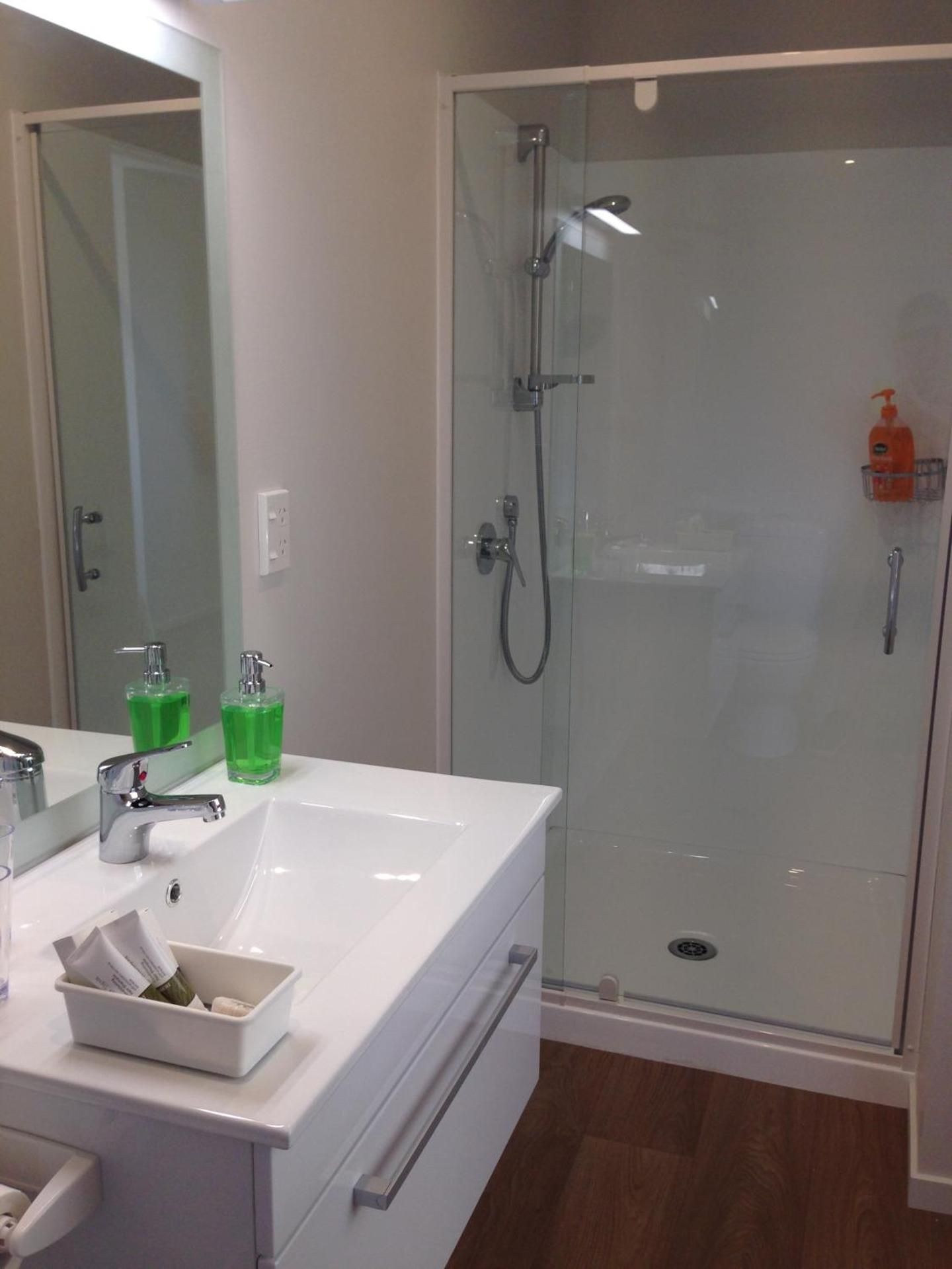 King Suite with Spa Pool and Sea View