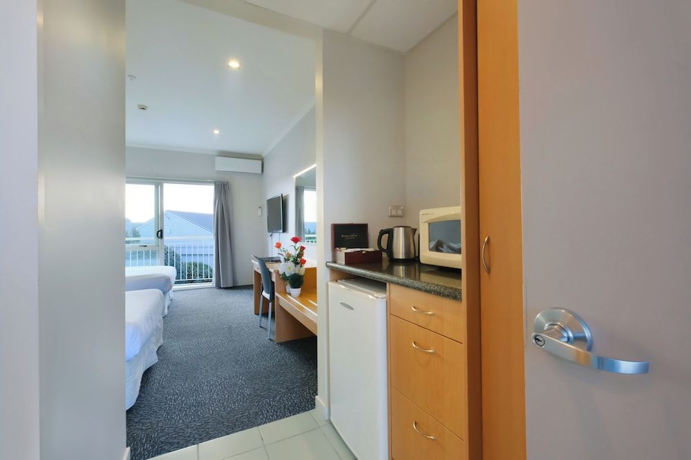 Garden Hotel Christchurch Two Bedroom Suite 4