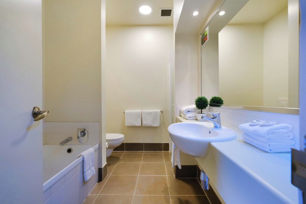 Garden Hotel Christchurch Two Bedroom Suite 3