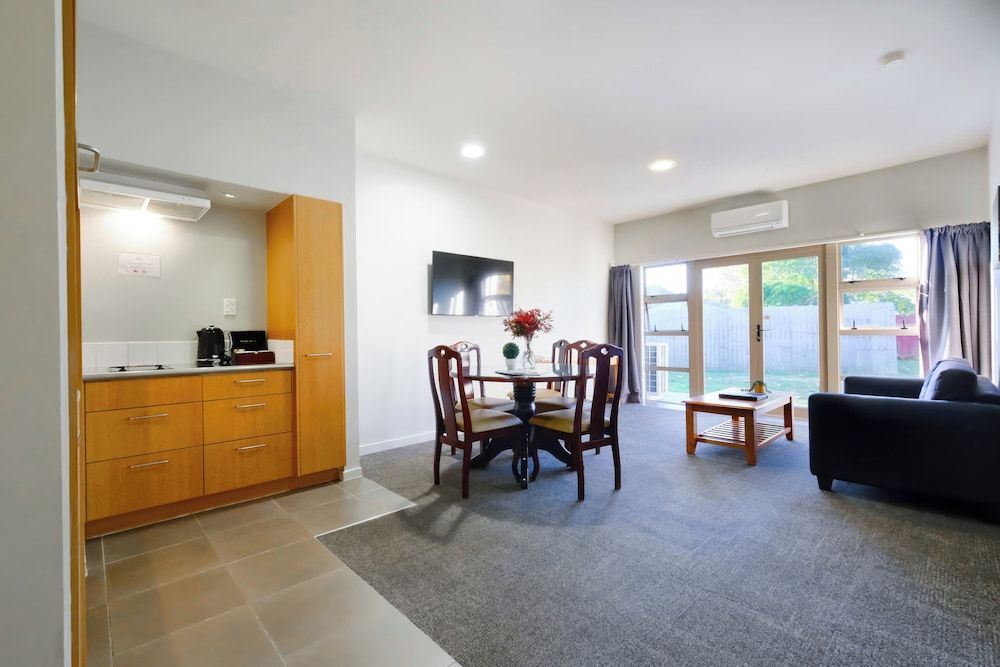 Garden Hotel Christchurch Family Suite 7