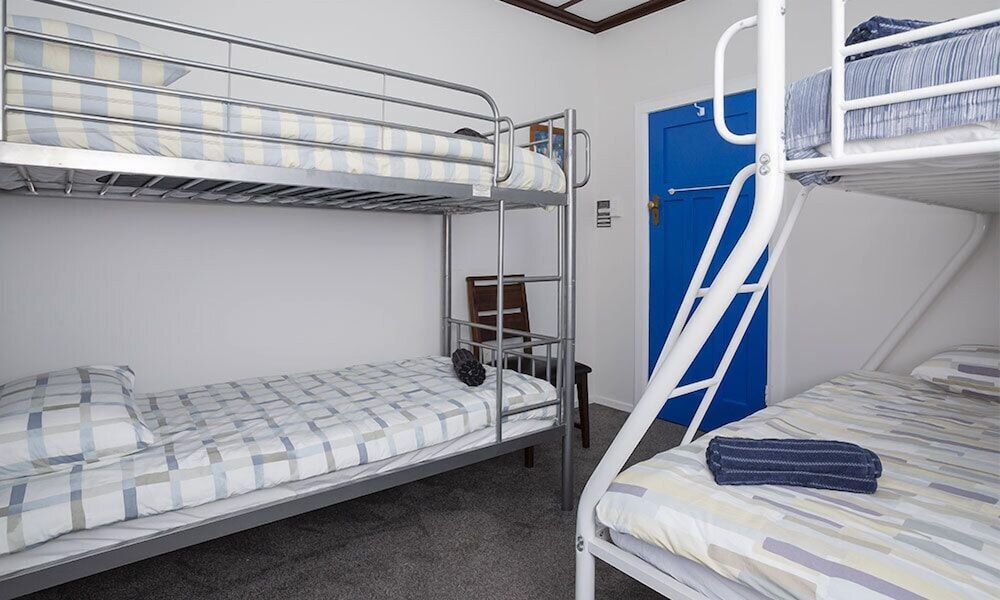 Moana Lodge - Guest House 4 Bed Shared Dormitory (Shared Bathroom) 3