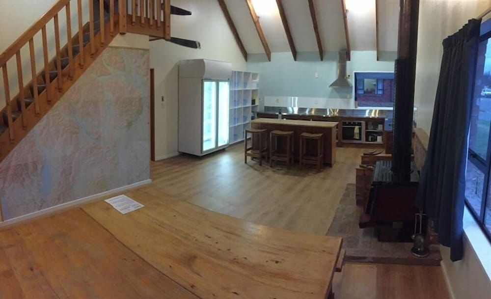 Snow Denn Lodge - Hostel Single Bed Room, Shared Bathroom 4