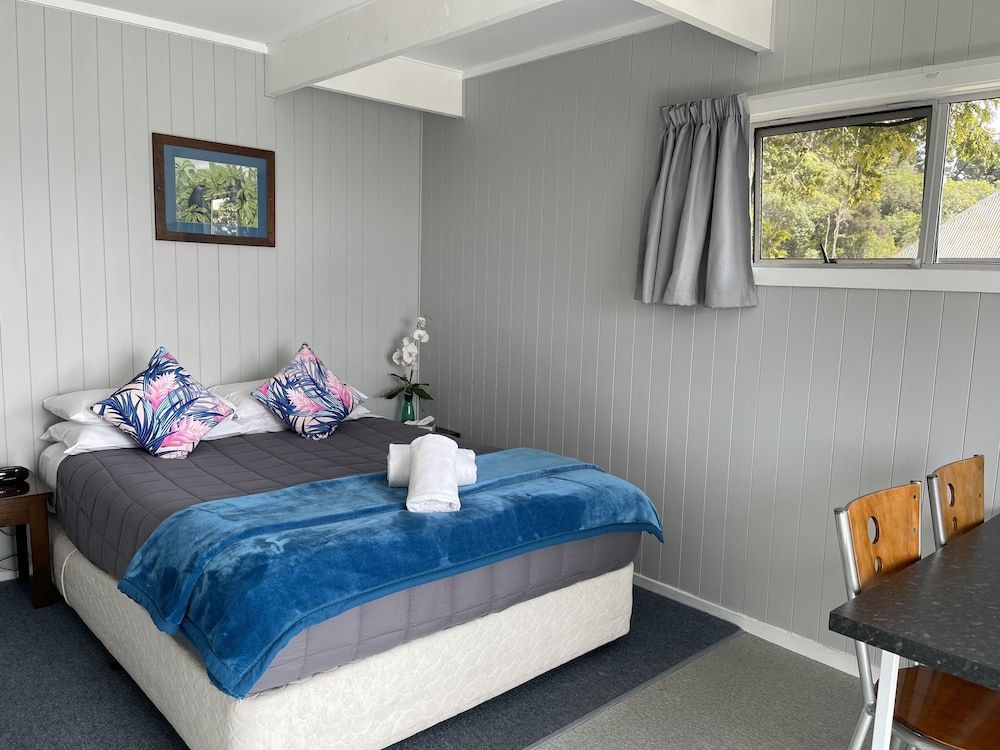 Motutere Bay Top 10 Holiday Park