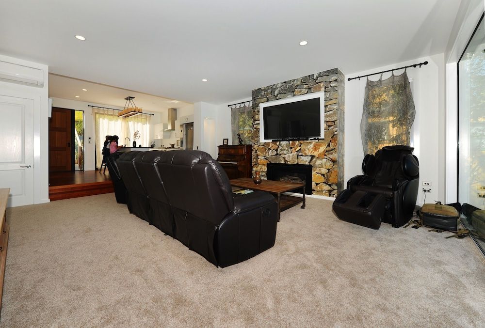 undefined DH Lakeview Villa 7