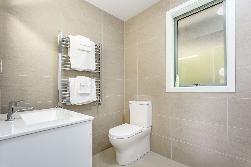 Hunters Moon King Room With Ensuite 3