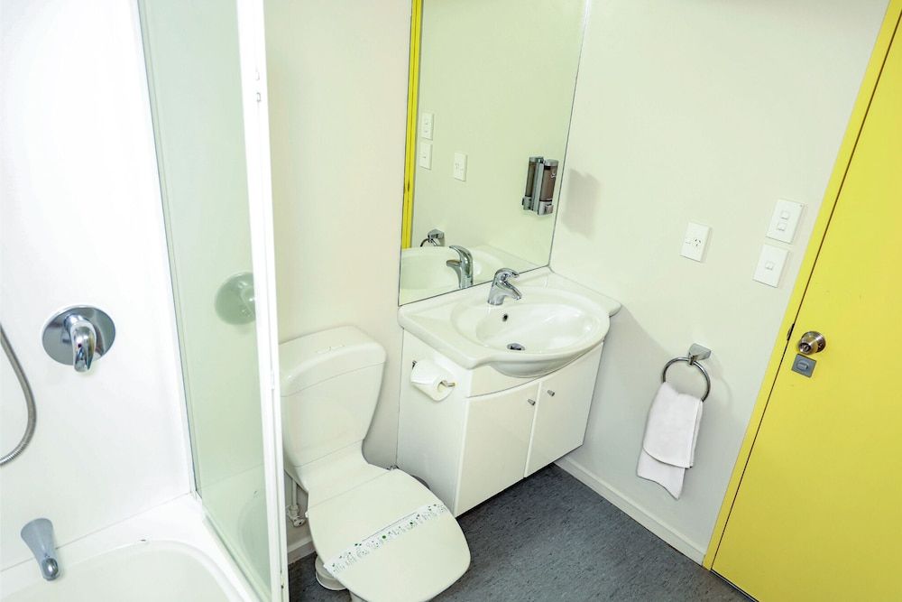 One Bedroom Twin Unit