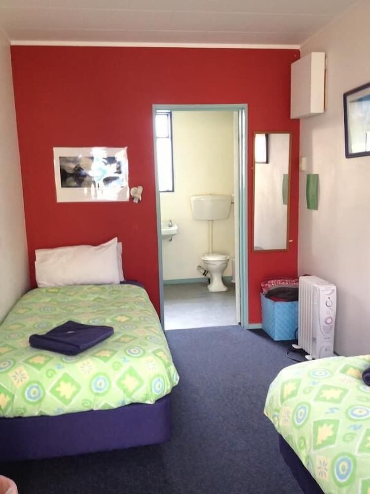 Sequoia Lodge & Backpackers Standard Suite, 1 Bedroom (Twin Ensuite Room)