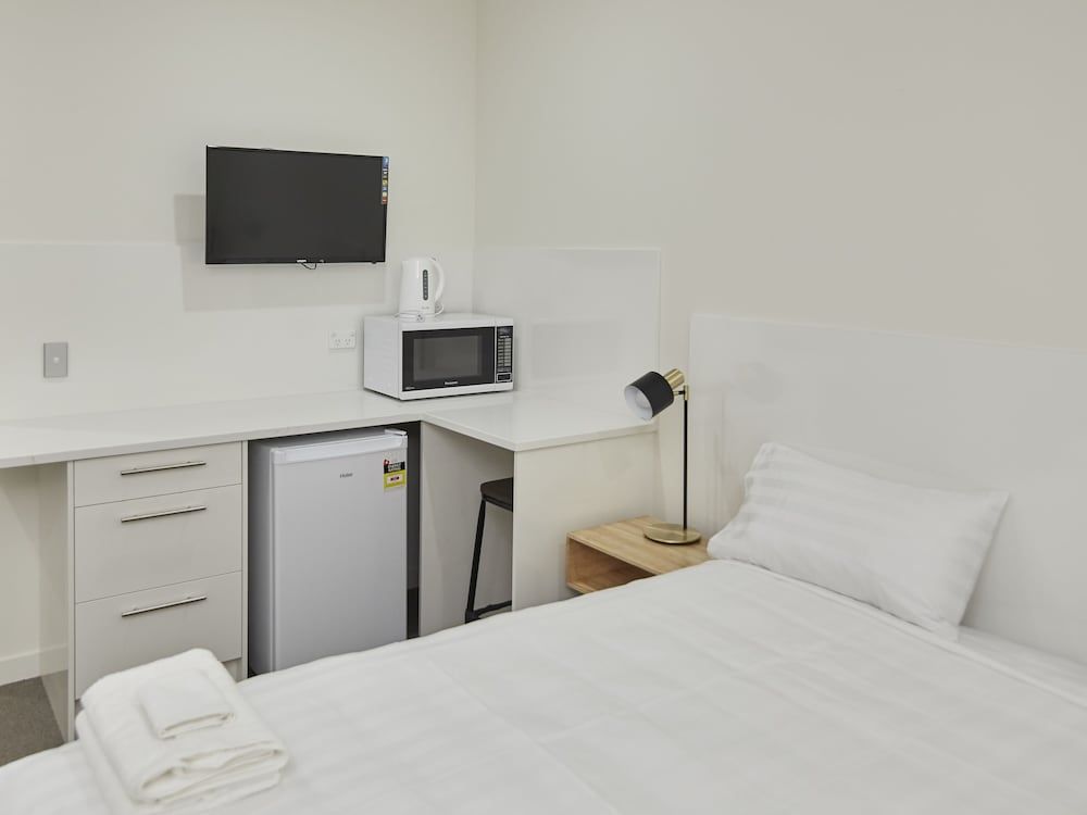 Three Palms Lodge Deluxe Double Ensuite Room 7