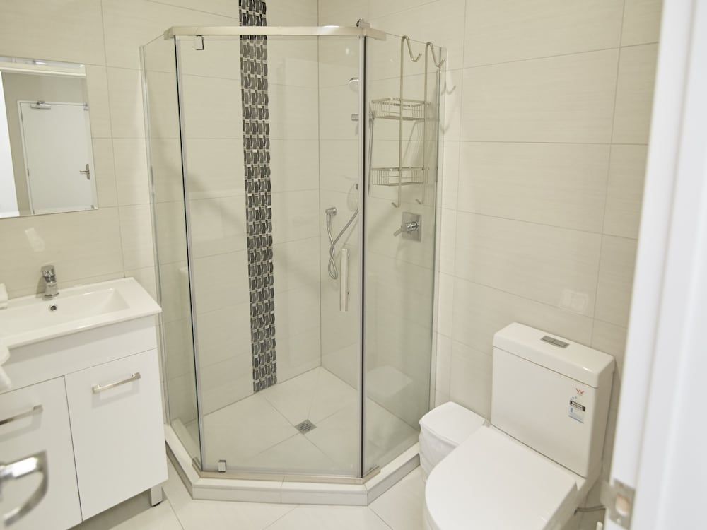 Three Palms Lodge Deluxe Double Ensuite Room 5