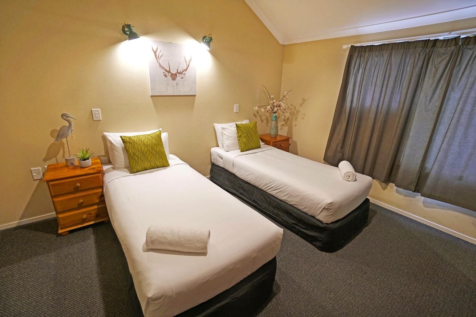 2 Bedroom