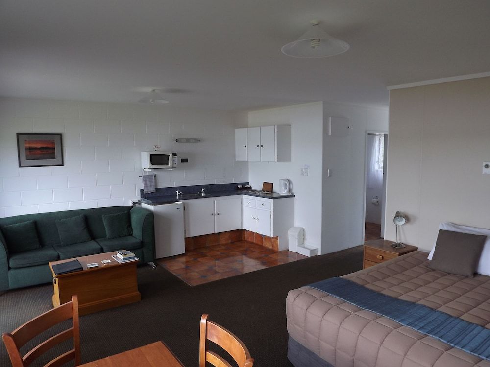 Harbour View Motel Coromandel Standard Suite, 1 Bedroom, Non Smoking, Kitchen (Harbour View Unit)