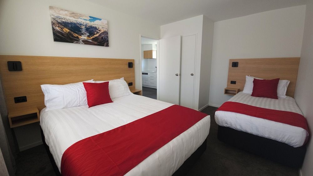 1 Bedroom Unit