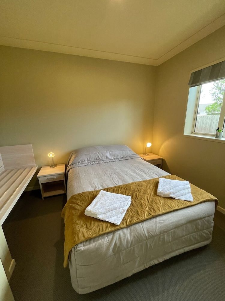 1 Bedroom Deluxe Apartment
