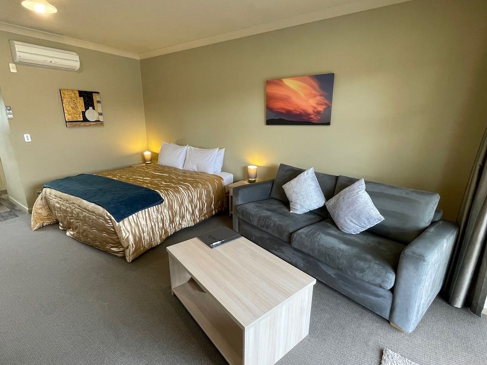 Deluxe Studio Apartment - Accessibility