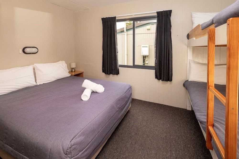 2 Bedroom Self Contained Large
