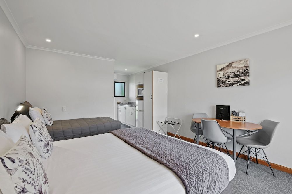 Hanmer Springs Scenic Views Motel Standard Studio, Non Smoking, Kitchen (Twin Studio) 2