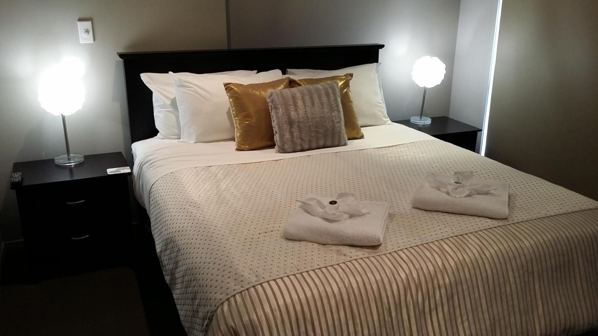 Two-Bedroom Queen Suite (4 Adults) - Water Front