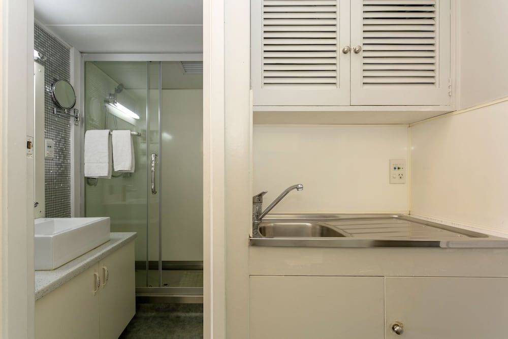 Taupo Thermal Motel & Spa - Adults Only Deluxe Studio, 1 Queen Bed, Hot Tub, Ground Floor 11