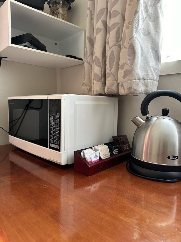 Burkes Pass Country Motel Standard Studio, 1 Queen Bed 6