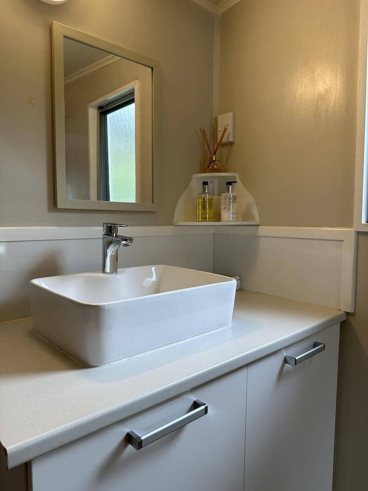 Burkes Pass Country Motel Standard Studio, 1 Queen Bed 3