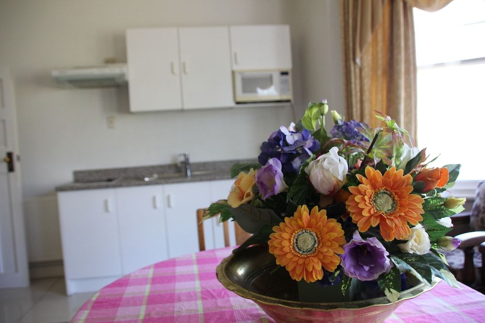 Parnell City Lodge Standard Room, Non Smoking, Kitchen (Edwardian Apartment) 4